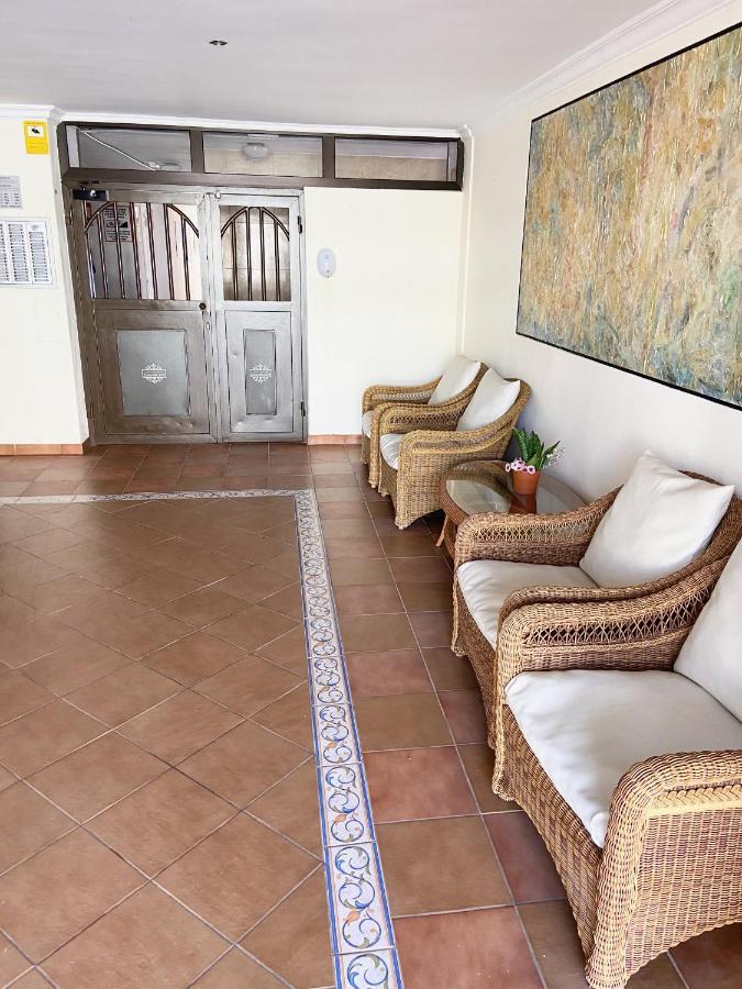 Aloha Summerland Vip Sea & Pool View Apartament *
